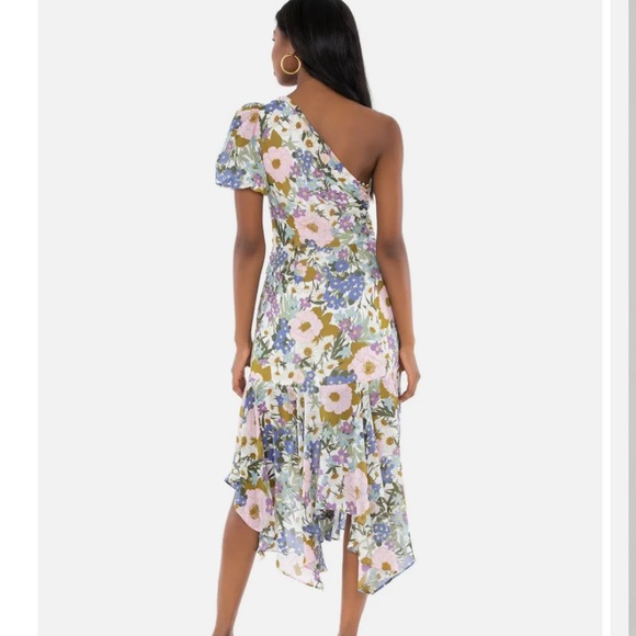 ASTR the Label Santorini Dress in Off White Retro Floral - Picture 2 of 7